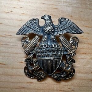 VTG US Navy Officer Hat Badge Pin Gold On Sterling Silver Eagle Shield Insignia
